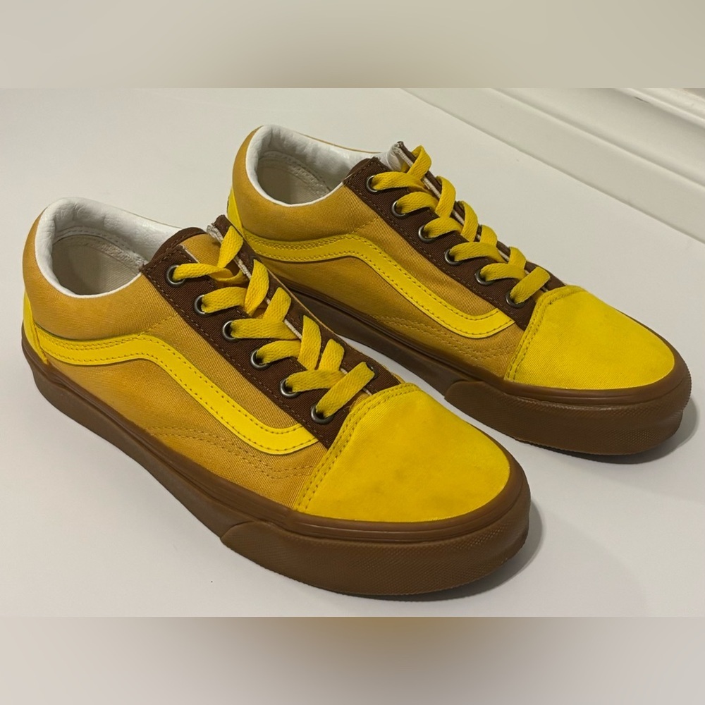 Vans Off The Wall The Office Custom Shoes | Yellow | Size 6 M / 7.5 W